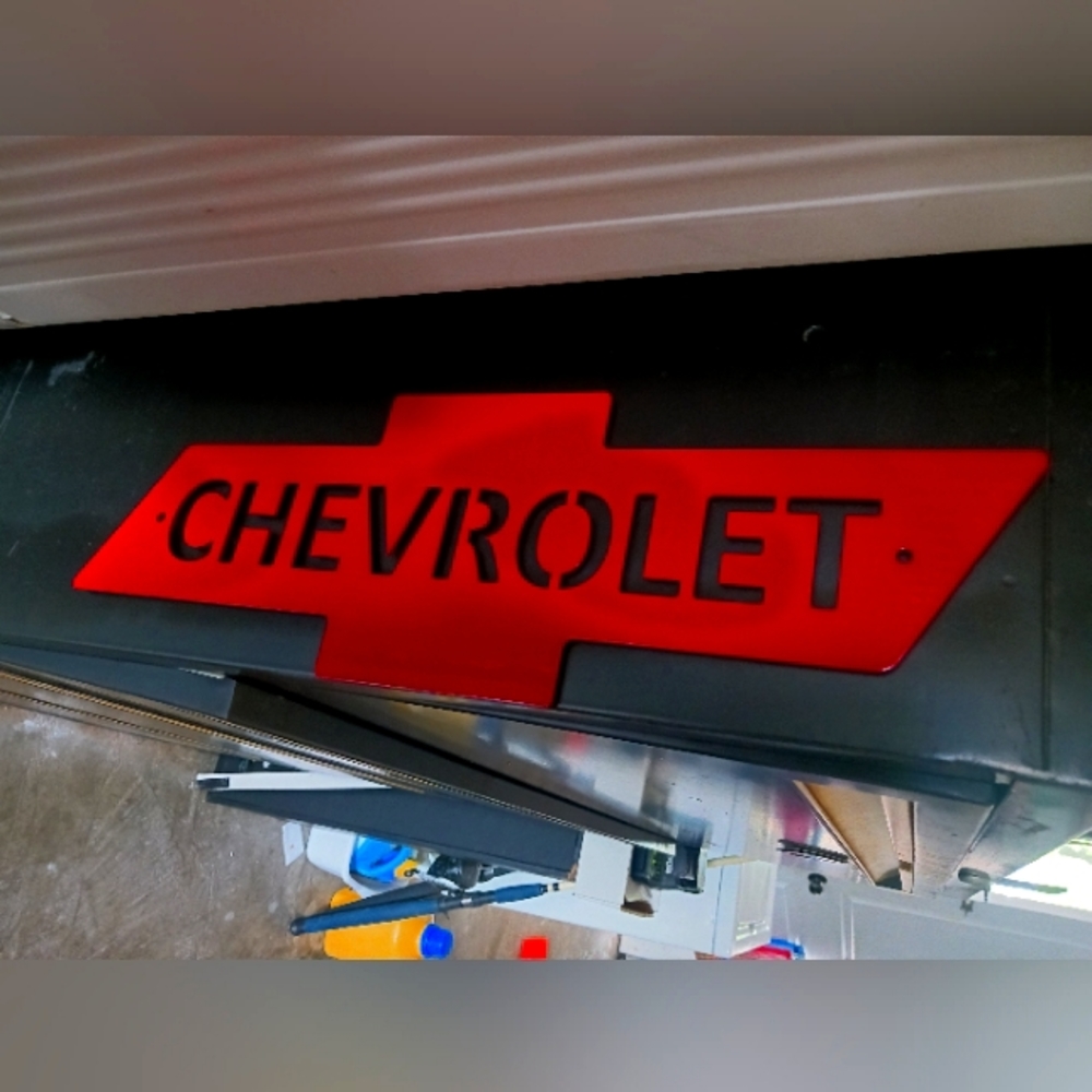 Chevrolet metal logo